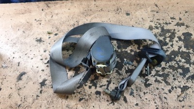 Mazda tribute i pas безпеки правий перед фото №1