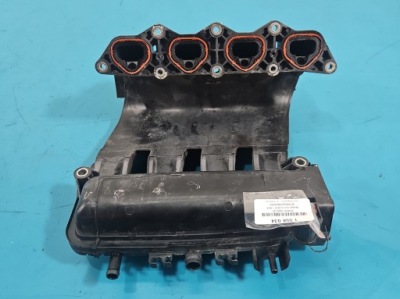 Колектор впускний  renault clio iv 12-20 8200880099 8200762352 1.2 16v фото №1