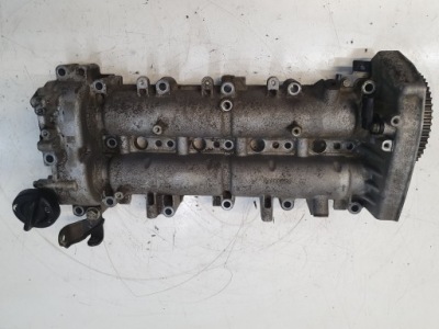 Кришка клапанів вали opel insignia a 2.0 cdti a20dth 55565668 super стан фото №1