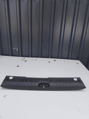 Защита поперечина багажника задняя peugeot 2008 i оригинальный номер 9677570777 фото №1