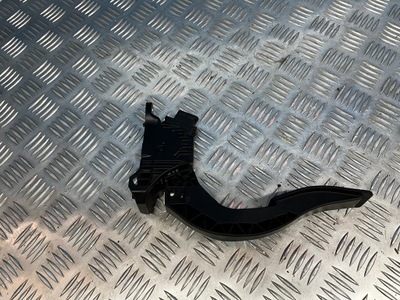 Audi a4 b9 2.0 tdi педаль потенціометр газу фото №1