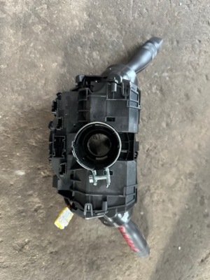 Opel combo e перемикач комбінований 98185451 фото №1