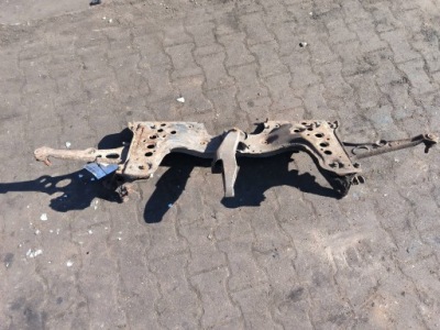 Подрамник передние 1.6 fiat marea фото №1