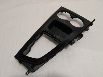 Audi a4 b9 рестайлинг  рамка консоли центральной туннель 8w1864261h фото №1