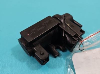 Клапан вакууму 7626351 bmw f10 f11 2.0 t фото №1