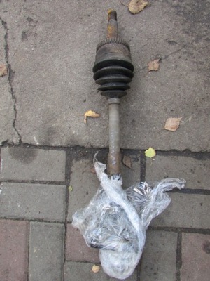 Приводной вал левая volvo v40 1,8 16v фото №1