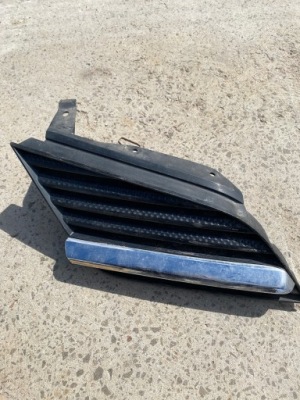 Решётка решётка радиатора правая бампера nissan primera p12 sedan фото №1