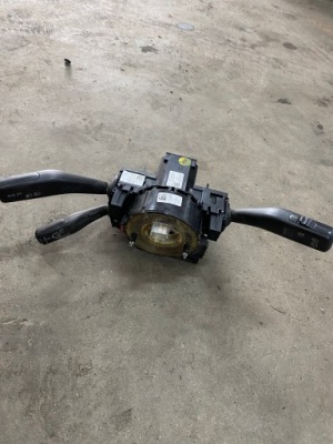 Vw passat стрічка перемикачі 3c0959653b фото №1