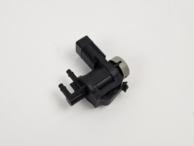 Клапан давления pierburg 7.02256.00.0 новый фото №1