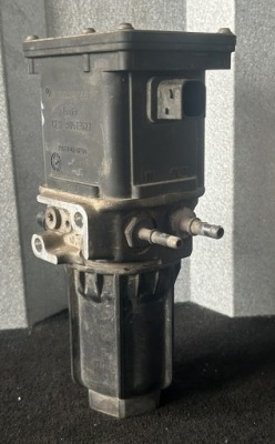 Насос adblue ad blue mercedes actros mp4 a0001405578 фото №1