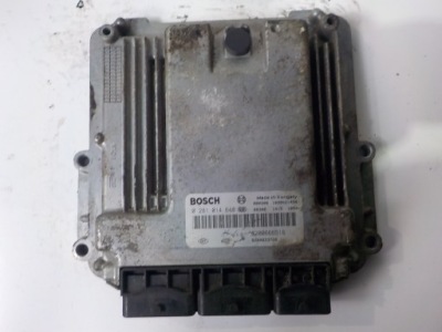 Renault trafic ii бортовий комп'ютер блок керування 0281014648 8200666516 фото №1