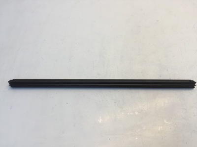 Honda jazz v 2021 молдинг уплотнитель правый задняя фото №1