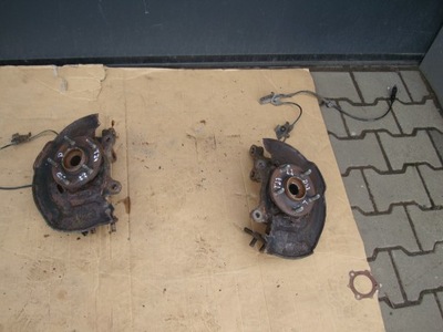 Toyota avensis t27 09-14 поворотный кулак левая передняя фото №1