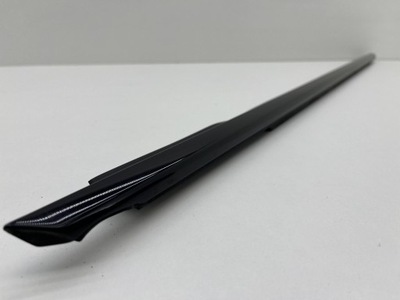 Bmw x1 u11 молдинг уплотнитель дверь правая перед 9451534 фото №1