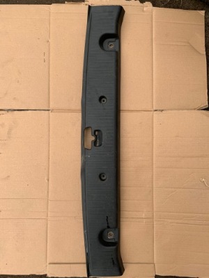 Молдинг накладка багажника twingo iii 849202470r фото №1