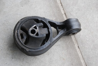 Кронштейн подушка двигуна mini countryman r60 1,6 d фото №1