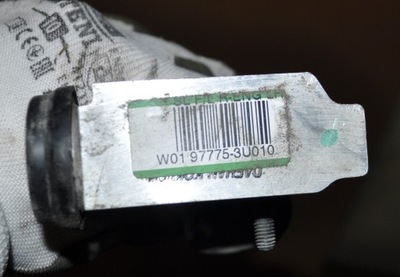 Клапан кондиционера kia sportage iii 977753u010 фото №1