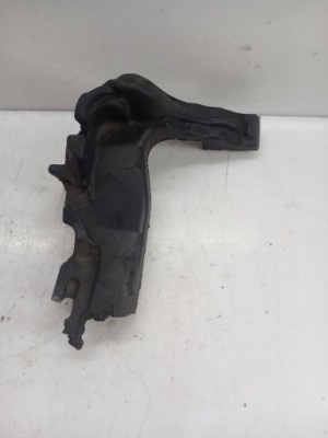 Volvo v40 ii шумоизоляция крыла жабо правое перед 31371933 фото №1