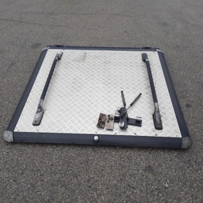 Nissan navara d40 крышка обшивка кузов фото №1