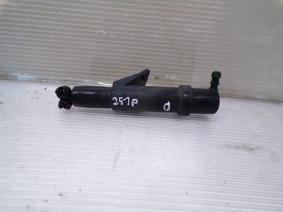 Омивач лампи правий mercedes w251 r klasa фото №1