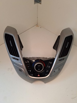 Hyundai veloster панель кондиционера 2011 фото №1