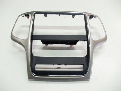 Рамка захист консолі радіо jeep grand cherokee wk2 фото №1