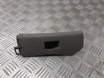 Панель скло правий перед toyota yaris ii фото №1