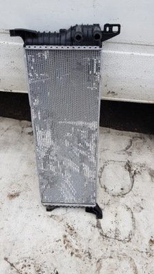 Volkswagen оригінальний номер 7e0121212b радіатор повітря фото №1