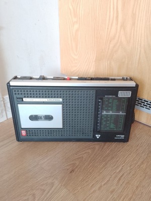 Grundig MK 2500 radiomagnetofon PRL stare radio Unitra ZRK