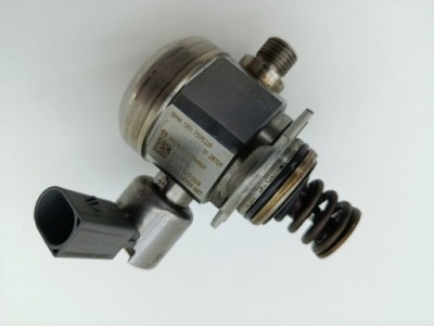 Bmw f01 f10 насос упорскування 7595339 фото №1