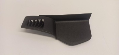 Opel vivaro c защита заглушка панели правая 2023 9808188477 фото №1