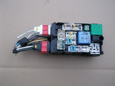 Peugeot 508 коробка предохранителей фото №1