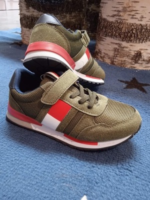 adidasy r.35 22,5 CM EKOSKÓRA WKŁADKA SKÓRA