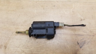 Привод крышка заливной топлива opel combo c lift фото №1