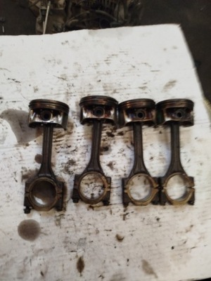 Поршень поршни шатун bxw 032f skoda fabia ii 1.4 b фото №1