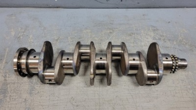 Wał колінчастий mercedes w123 2.0d фото №1