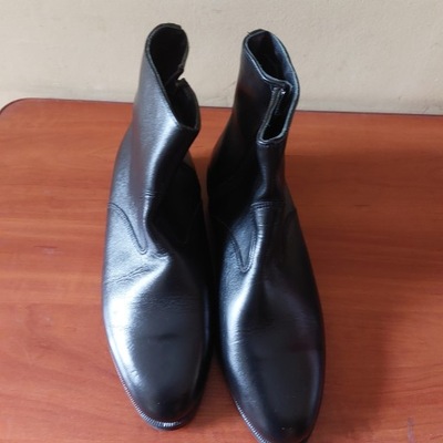 Buty wojskowe galowe zimowe r 28