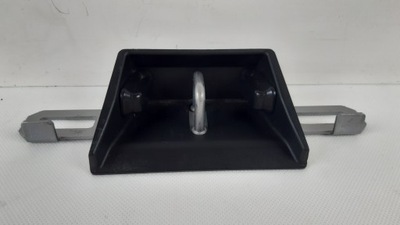 Volvo xc40 засувка кронштейн замка кришки 31484517 фото №1