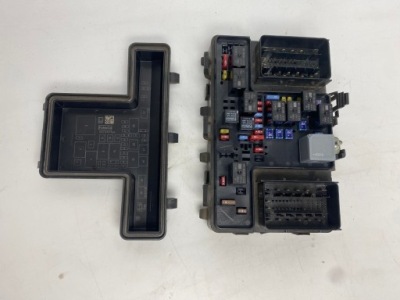 Коробка предохранителей bcm ford galaxy mk4 f2gt-14a067-ec фото №1