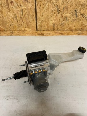 Bmw 2 u06 насос гальмівна abs 5a75d97 фото №1