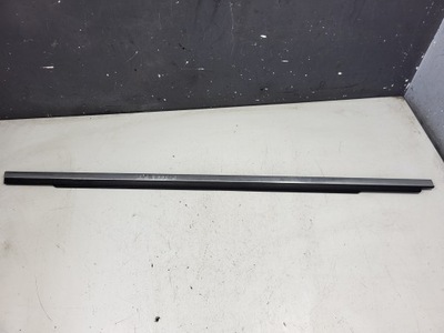 Молдинг ущільнювач правий задня peugeot 5008 i хром фото №1