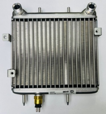 Радіатор оливи mercedes w140 / w220 / r129 / r230 amg oe: 1405000400 nowa! фото №1