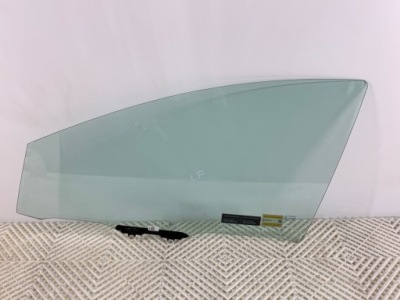 Стекло левый перед toyota yaris iv хэтчбек фото №1