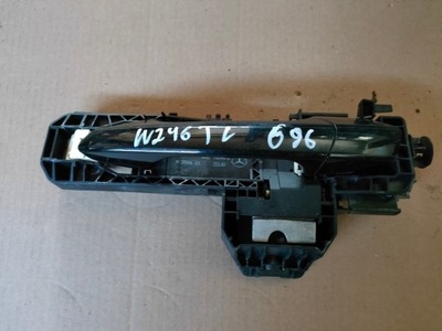 Mercedes w246 ручка дверь левый задняя 696 фото №1