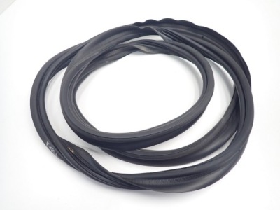 Прокладка крышки задняя багажника mercedes b w247 20r фото №1