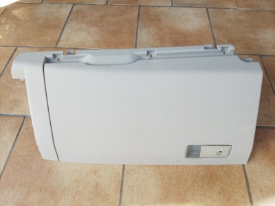 Vwt6,1 бардачок kompletny 7e1858007d фото №1