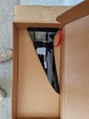 Молдинг захист кришки ліва bmw f15 51627304605 ідеальний стан! фото №1