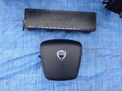 Lancia thema 300c 11 12 srs подушка фото №1