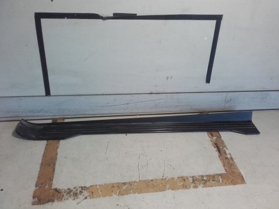 Bmw 8 e31 молдинг накладка поріг ліва фото №1