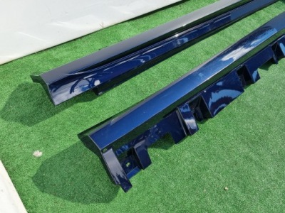 Молдинг поріг права ліва mercedes gle w167 amg a1676984601 a1676985101 фото №1